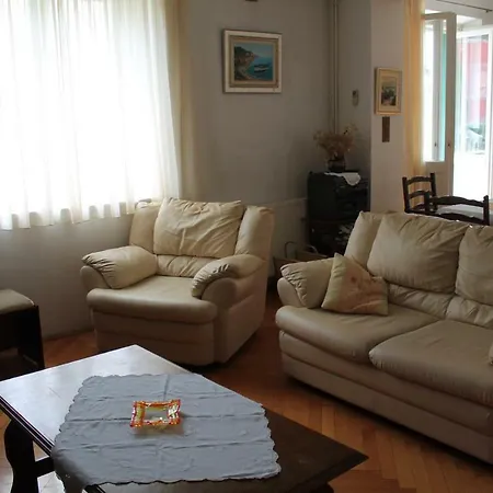 Spacious In The Center Lejlighed Split